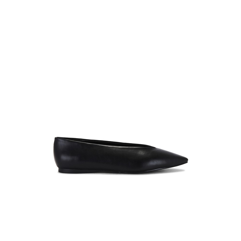 Like new FEMME LA Coppellia Ballerina Black leather ballet slipper flat pointed